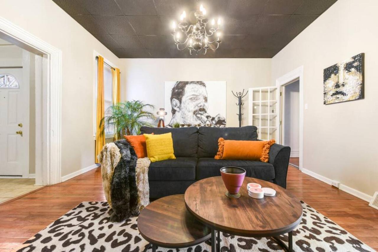 Hostwise - The Raymer - Famous Artist Home, Driveway Parking, Fire Pit Ferienhaus *